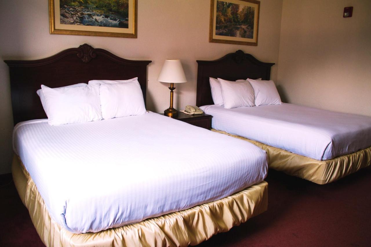 Americas Best Value Inn-Fredonia Bagian luar foto